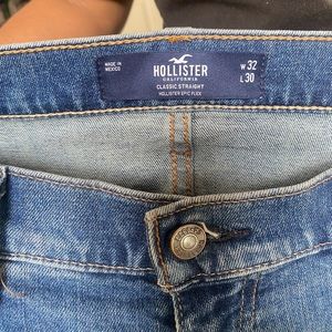 Hollister jeans
